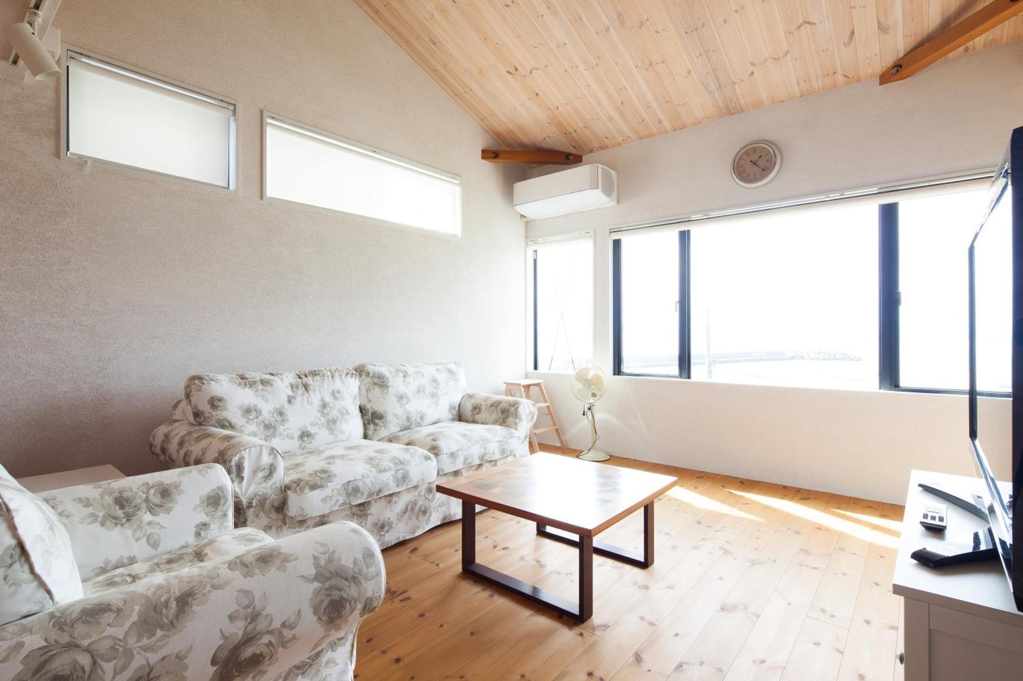 南葉山 - Seaside Cabin In Minami-Хаяма Экстерьер фото